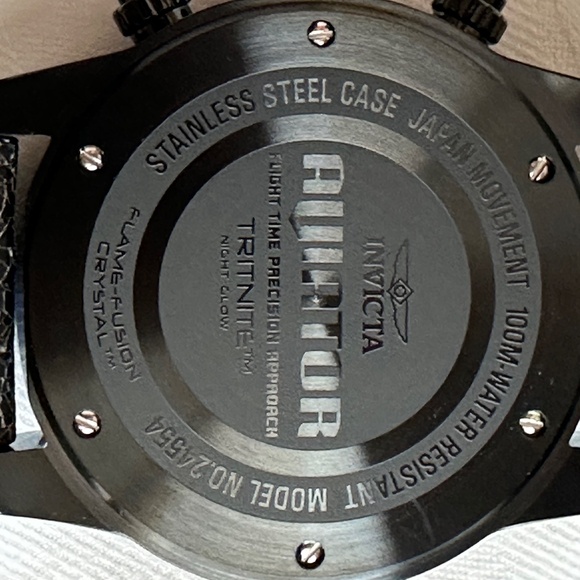 WATCH - Picture 15 of 15